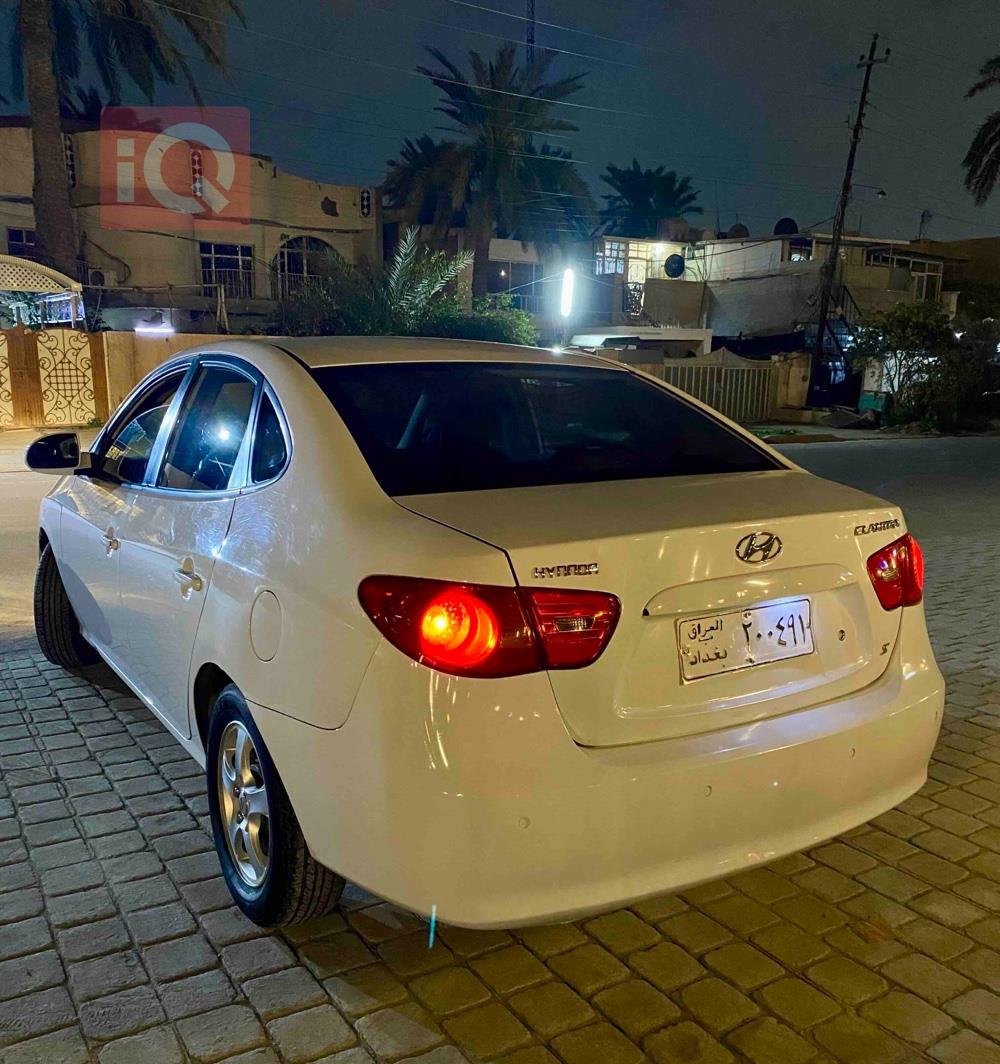 هیوندای ئەلەنترا